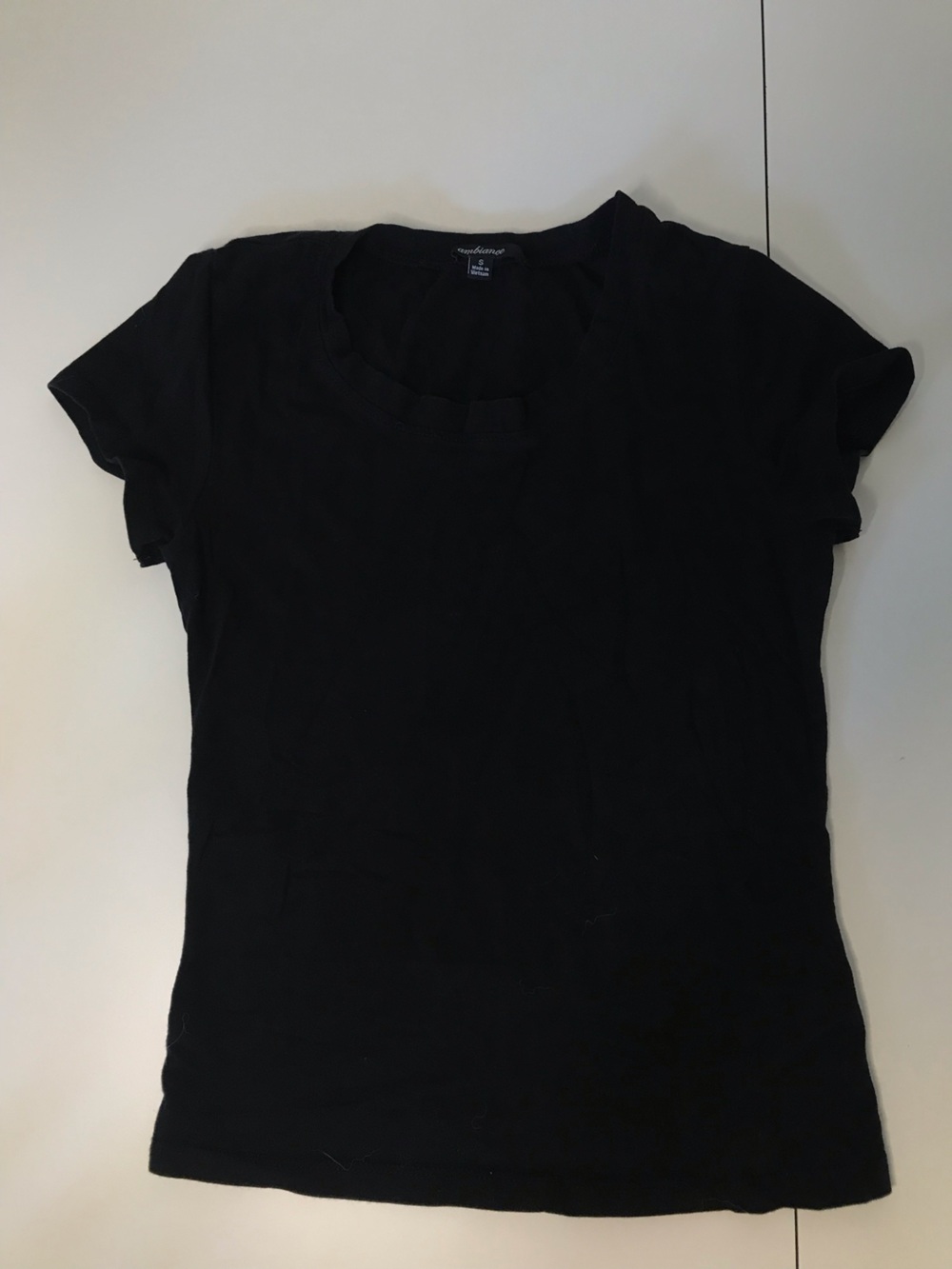 Black Tee